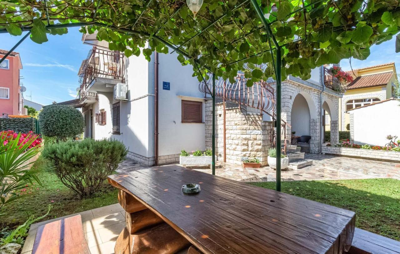 Zlata Apartment Poreč Exterior foto